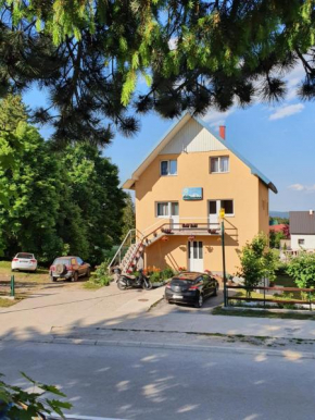 Отель Apartments Lalović  Жабляк